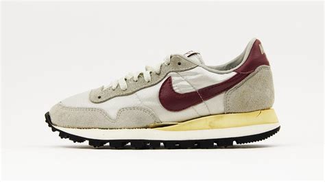 nike pegasus shoes history